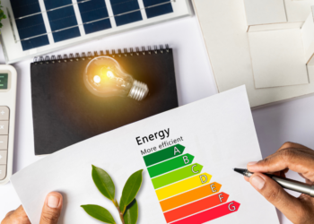 AI-Powered Energy Efficiency at Home: Simplifying Savings for Everyone